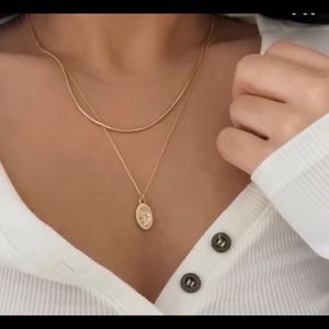 Mar + Luna gold snake chain